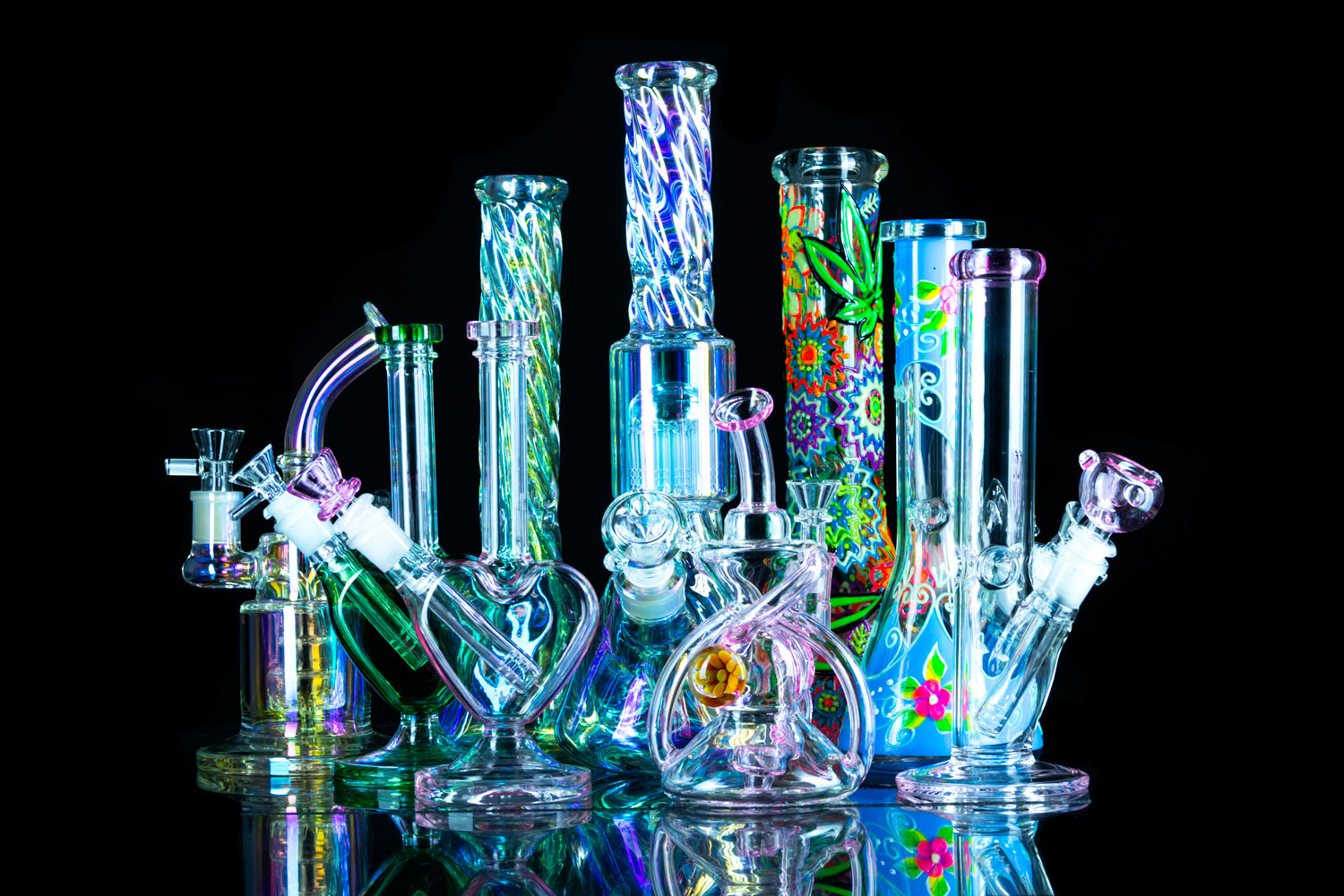 Pretty Bongs For Sale That Adorn And Elevate Stoners Rotation