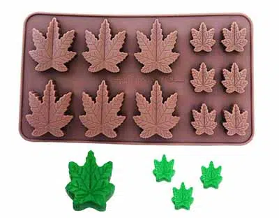 marijuana gummy mold tray