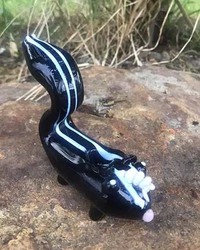 animal glass pipe