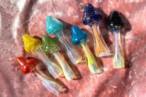 glass chillum pipes