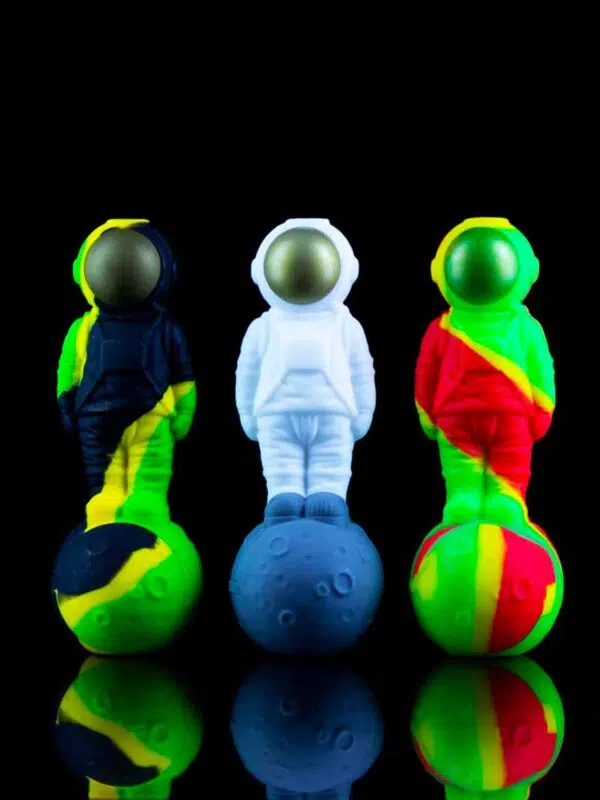 astronaut weed pipes lined up