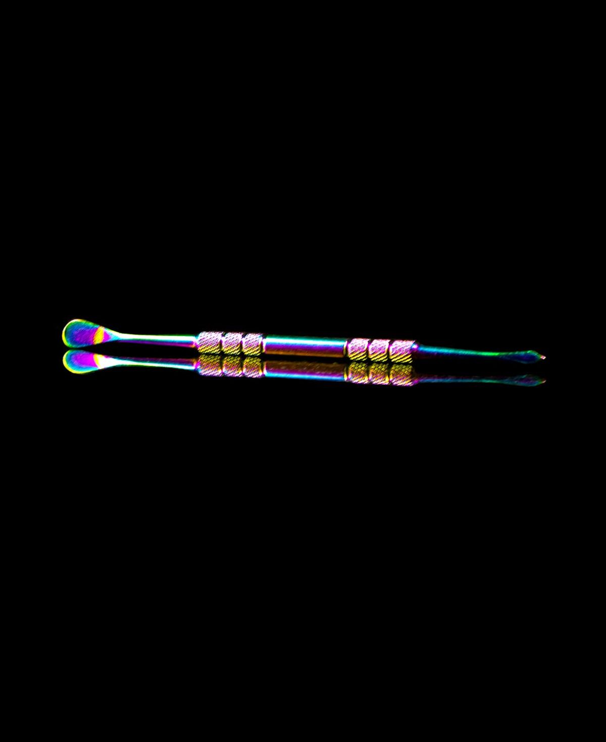 rainbow dab tool made from stainless steel