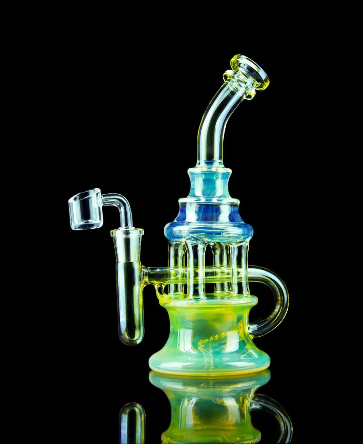 recycler dab rig with yellow fuming