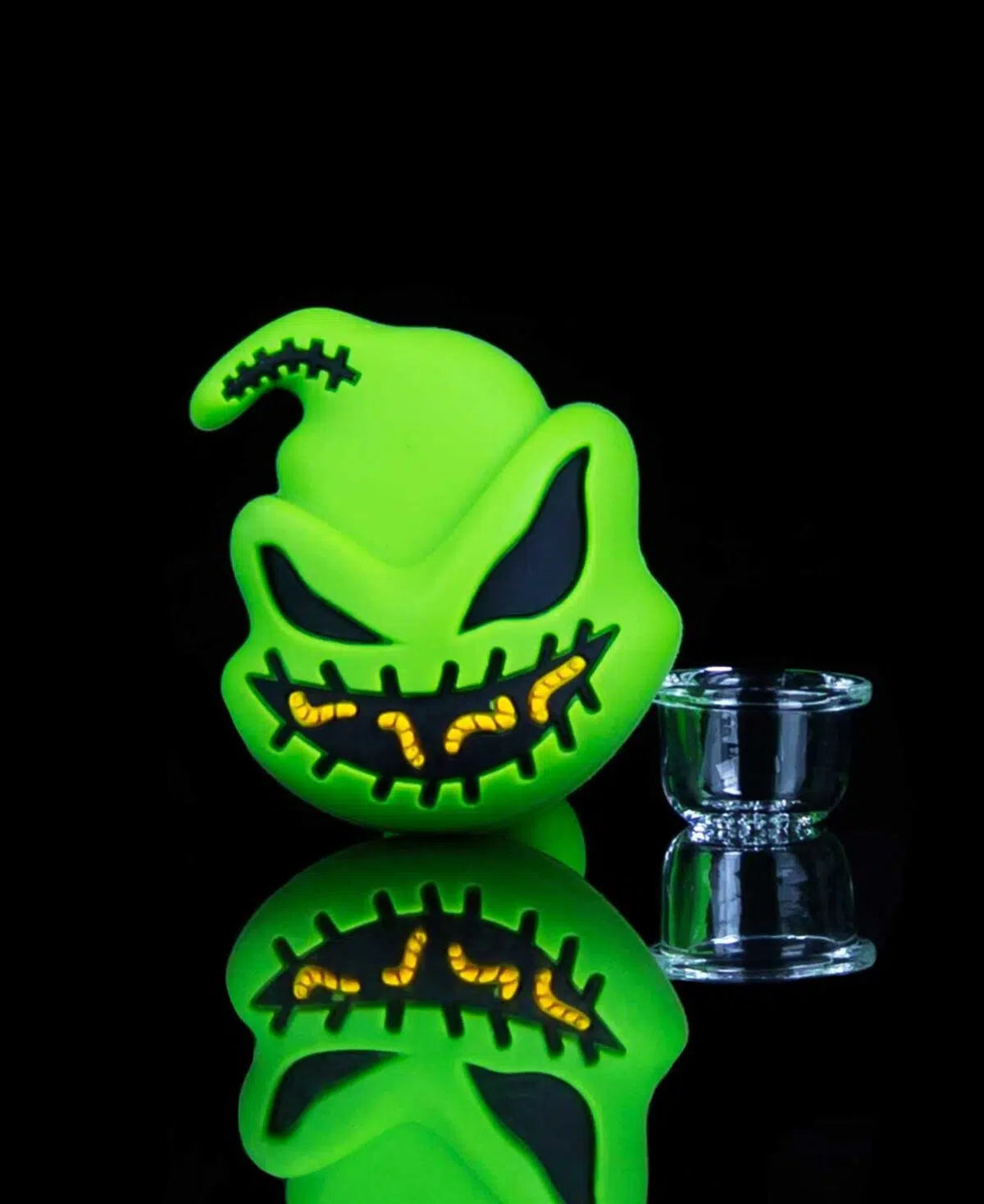 oogie boogie weed pipe with glass bowl