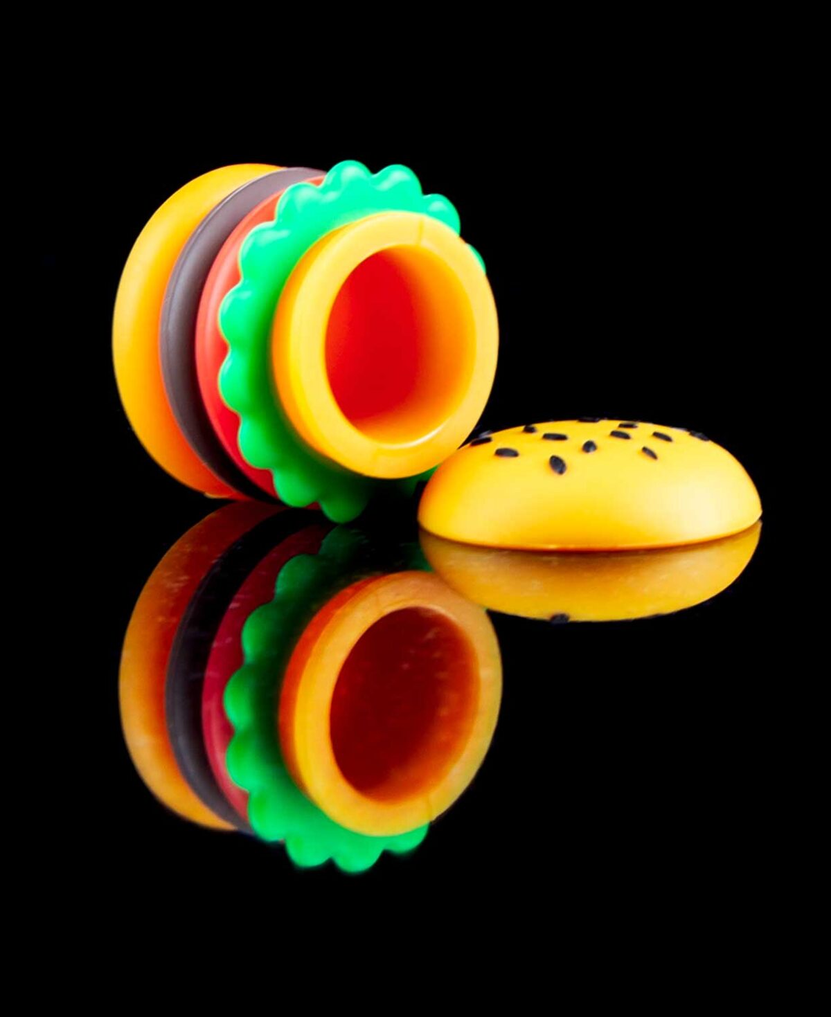 silicone dab container hamburger with sesame seed bun lettuce and patty