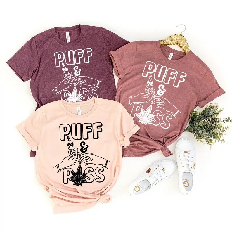 Puff & Pass t-shirts in shades of pink