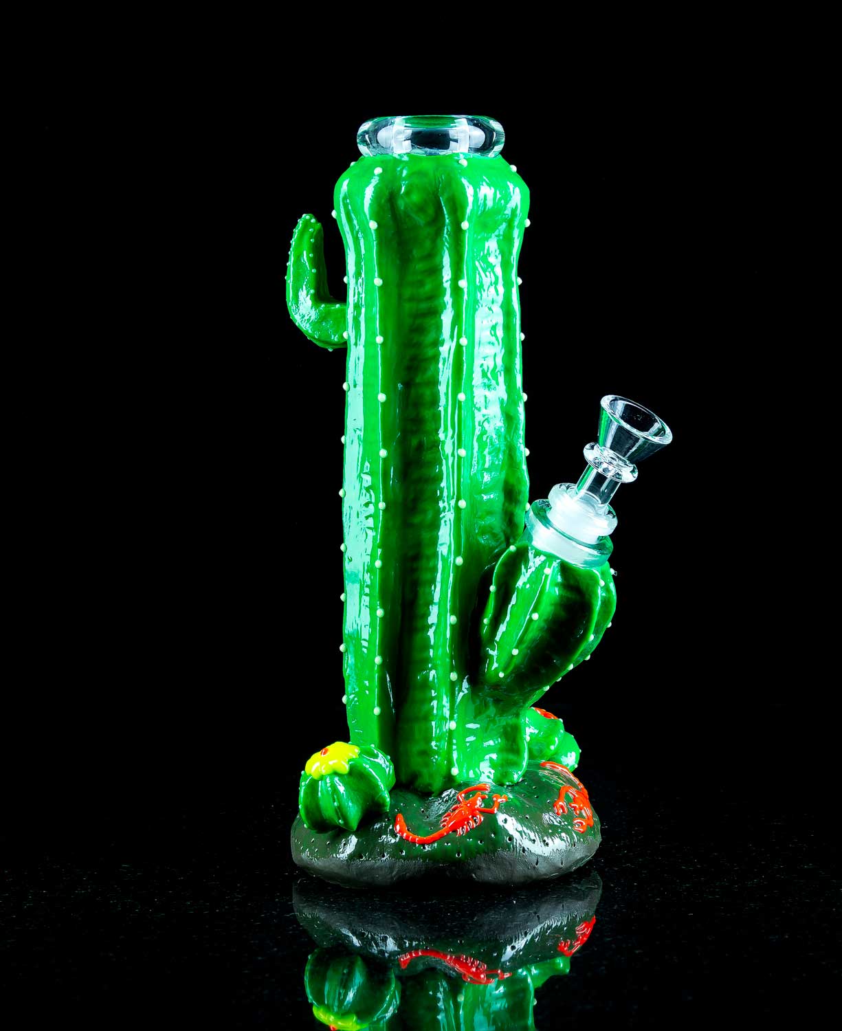 cactus bong with glow in the dark spikes