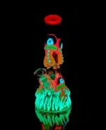 trippy glow in the dark bong with mushroom and trippy eyes print
