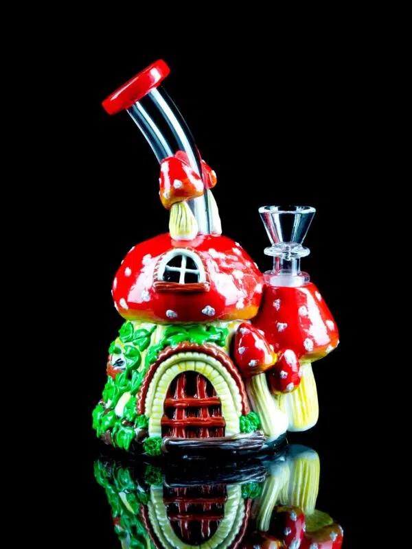 glass mushroom bong with cottage design