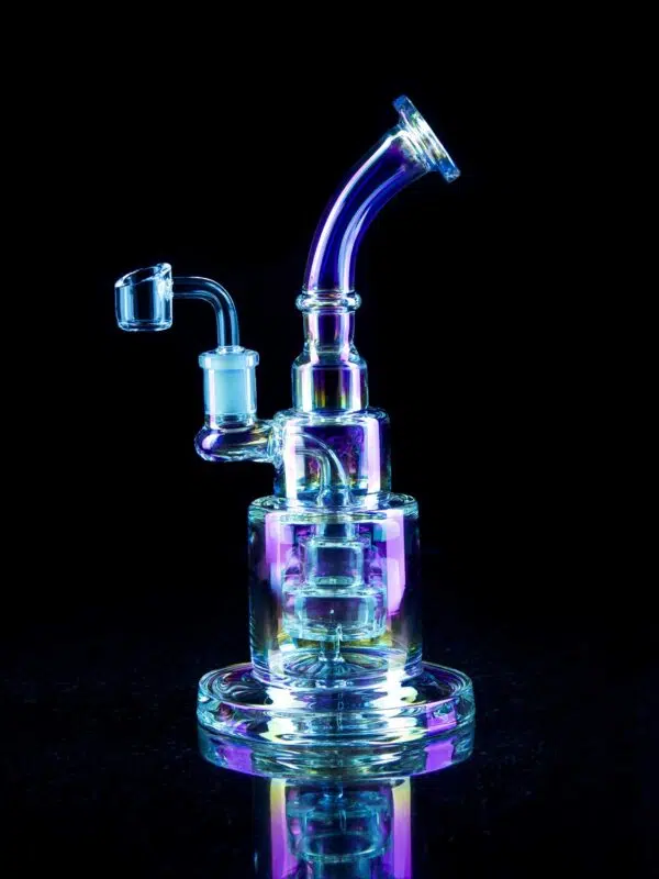 iridescent dab rig shaped like a cake