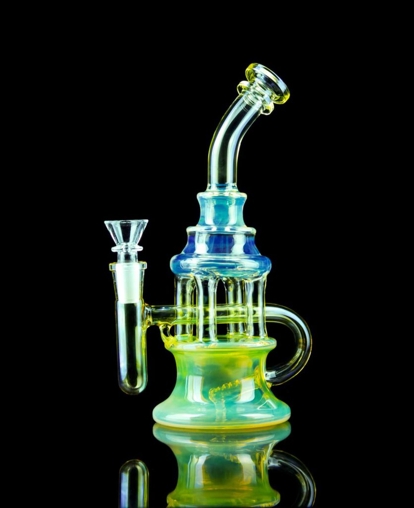 Sunny Yellow Bong with Silver Fuming 9″ • Stoners Rotation