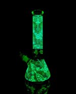 glow in the dark bong with beaker base and ice catcher