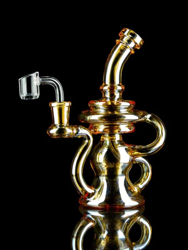 recycling dab rig with iridescent finish