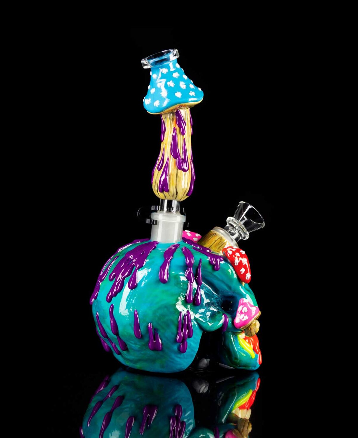 hand painted bong with skull and mushroom shape